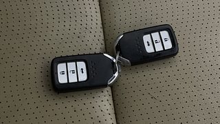 Used 2015 Honda City [2014-2017] VX (O) MT Petrol Manual extra CAR KEY VIEW