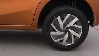 Used 2019 datsun GO T Petrol Manual tyres LEFT REAR TYRE RIM VIEW