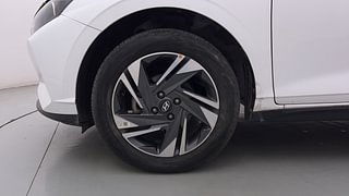 Used 2021 Hyundai New i20 Asta (O) 1.0 Turbo DCT Petrol Automatic tyres LEFT FRONT TYRE RIM VIEW