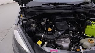 Used 2019 Tata Tiago [2018-2020] XZA+ AMT Petrol Automatic engine ENGINE RIGHT SIDE HINGE & APRON VIEW