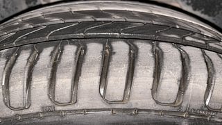 Used 2018 Ford Figo [2015-2019] Titanium1.5 TDCi Diesel Manual tyres RIGHT REAR TYRE TREAD VIEW