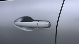 Used 2018 Maruti Suzuki Swift [2017-2021] VXI AMT Petrol Automatic dents MINOR SCRATCH