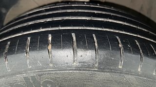 Used 2021 Maruti Suzuki Baleno [2019-2022] Zeta Petrol Petrol Manual tyres LEFT FRONT TYRE TREAD VIEW