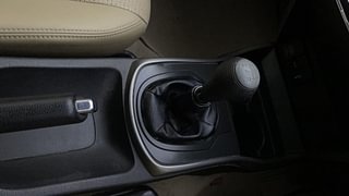 Used 2015 Honda City [2014-2017] VX (O) MT Petrol Manual interior GEAR  KNOB VIEW
