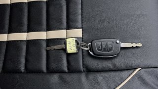 Used 2023 Hyundai Grand i10 Nios Sportz 1.2 Petrol Manual extra CAR KEY VIEW