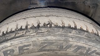 Used 2016 Maruti Suzuki Celerio VXI AMT Petrol Automatic tyres RIGHT FRONT TYRE TREAD VIEW