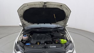 Used 2016 Volkswagen Ameo [2016-2017] Highline 1.5L AT (D) Diesel Automatic engine ENGINE & BONNET OPEN FRONT VIEW