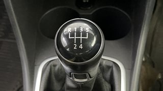 Used 2016 Volkswagen Polo [2015-2019] Highline1.2L (P) Petrol Manual interior GEAR  KNOB VIEW