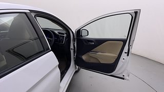 Used 2015 Honda City [2014-2017] VX (O) MT Petrol Manual interior RIGHT FRONT DOOR OPEN VIEW