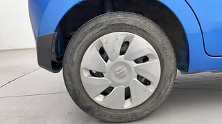 Used 2016 Maruti Suzuki Celerio VXI AMT Petrol Automatic tyres RIGHT REAR TYRE RIM VIEW