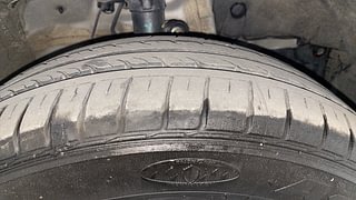 Used 2022 honda Jazz VX CVT Petrol Automatic tyres RIGHT FRONT TYRE TREAD VIEW