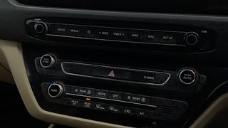 Used 2020 Kia Carnival Limousine Diesel Automatic top_features Air conditioner