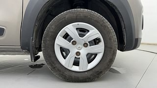 Used 2016 Renault Kwid [2015-2019] RXT Petrol Manual tyres RIGHT FRONT TYRE RIM VIEW