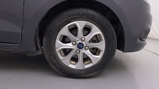 Used 2018 Ford Figo [2015-2019] Titanium1.5 TDCi Diesel Manual tyres RIGHT FRONT TYRE RIM VIEW
