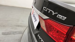 Used 2015 Honda City [2014-2017] VX CVT Petrol Automatic dents MINOR SCRATCH