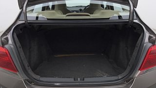 Used 2013 Honda Amaze [2013-2016] 1.2 S i-VTEC Petrol Manual interior DICKY INSIDE VIEW