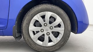 Used 2017 Hyundai Eon [2011-2018] Sportz Petrol Manual tyres RIGHT FRONT TYRE RIM VIEW