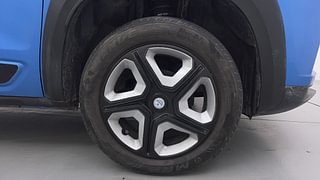 Used 2022 Renault Kiger RXT Turbo CVT Petrol Automatic tyres RIGHT FRONT TYRE RIM VIEW