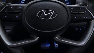 Used 2021 Hyundai New i20 Asta (O) 1.0 Turbo DCT Petrol Automatic top_features Airbags