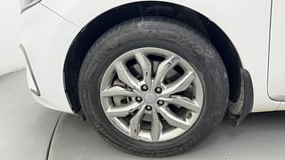 Used 2020 Kia Carnival Limousine Diesel Automatic tyres LEFT FRONT TYRE RIM VIEW