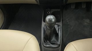 Used 2017 Hyundai Eon [2011-2018] Sportz Petrol Manual interior GEAR  KNOB VIEW