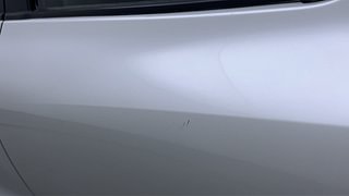 Used 2018 Maruti Suzuki Swift [2017-2021] VXI AMT Petrol Automatic dents MINOR SCRATCH