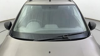 Used 2017 Renault Kwid [2015-2019] RXT Petrol Manual exterior FRONT WINDSHIELD VIEW