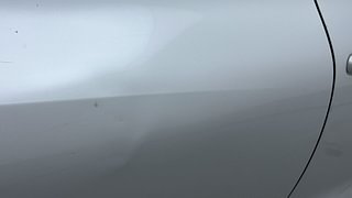 Used 2018 Maruti Suzuki Swift [2017-2021] VXI AMT Petrol Automatic dents MINOR DENT