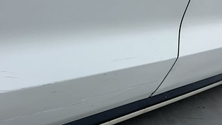 Used 2016 Volkswagen Ameo [2016-2017] Highline 1.5L AT (D) Diesel Automatic dents MINOR DENT