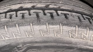 Used 2015 Honda City [2014-2017] VX (O) MT Petrol Manual tyres LEFT REAR TYRE TREAD VIEW