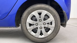 Used 2017 Hyundai Eon [2011-2018] Sportz Petrol Manual tyres LEFT REAR TYRE RIM VIEW