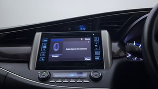 Used 2018 Toyota Innova Crysta [2016-2020] 2.4 Z 7STR Diesel Manual top_features Integrated (in-dash) music system