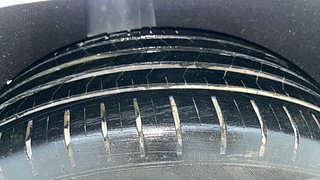 Used 2020 Maruti Suzuki Baleno [2019-2022] Zeta Petrol Petrol Manual tyres RIGHT REAR TYRE TREAD VIEW