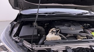 Used 2018 Toyota Innova Crysta [2016-2020] 2.4 Z 7STR Diesel Manual engine ENGINE RIGHT SIDE HINGE & APRON VIEW
