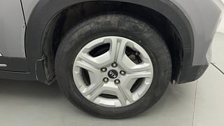 Used 2021 Kia Sonet HTX 1.0 iMT Petrol Manual tyres RIGHT FRONT TYRE RIM VIEW