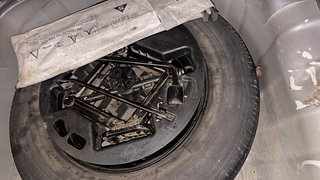 Used 2012 Hyundai i10 [2010-2016] Sportz AT Petrol Petrol Automatic tyres SPARE TYRE VIEW