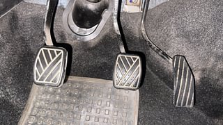 Used 2017 Maruti Suzuki Wagon R 1.0 [2010-2019] VXi Petrol + CNG (Outside Fitted) Petrol+cng Manual interior PEDALS VIEW