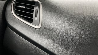 Used 2020 Maruti Suzuki Baleno [2019-2022] Zeta Petrol Petrol Manual top_features Airbags