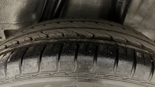 Used 2015 honda Jazz V Petrol Manual tyres LEFT REAR TYRE TREAD VIEW