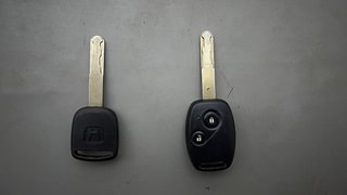 Used 2013 Honda Amaze [2013-2016] 1.2 S i-VTEC Petrol Manual extra CAR KEY VIEW
