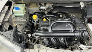 Used 2017 Renault Kwid [2015-2019] RXT Petrol Manual engine ENGINE RIGHT SIDE VIEW