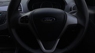 Used 2018 Ford Figo [2015-2019] Titanium1.5 TDCi Diesel Manual top_features Airbags