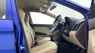 Used 2017 Hyundai Eon [2011-2018] Sportz Petrol Manual interior RIGHT SIDE FRONT DOOR CABIN VIEW