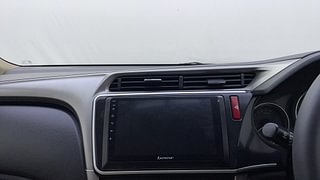 Used 2015 Honda City [2014-2017] VX (O) MT Petrol Manual top_features Integrated (in-dash) music system