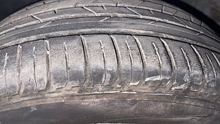 Used 2021 Hyundai New i20 Asta (O) 1.0 Turbo DCT Petrol Automatic tyres LEFT FRONT TYRE TREAD VIEW