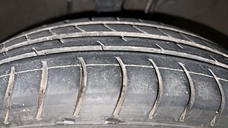Used 2020 Maruti Suzuki Alto 800 LXI Opt S-CNG Petrol+cng Manual tyres RIGHT FRONT TYRE TREAD VIEW