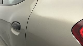 Used 2016 Renault Kwid [2015-2019] RXT Petrol Manual dents MINOR SCRATCH