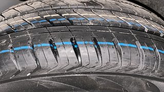 Used 2019 datsun GO T Petrol Manual tyres RIGHT REAR TYRE TREAD VIEW