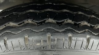 Used 2013 Maruti Suzuki Eeco 7 STR Petrol Manual tyres LEFT FRONT TYRE TREAD VIEW