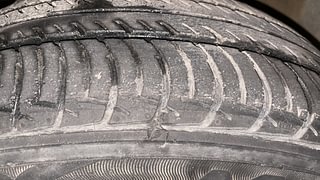 Used 2019 datsun GO T Petrol Manual tyres LEFT FRONT TYRE TREAD VIEW